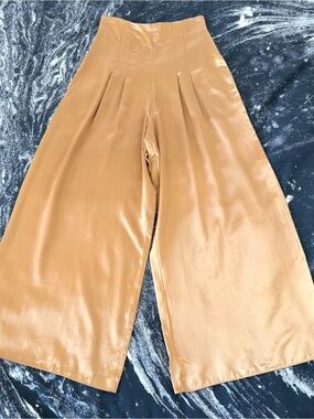 Vintage Satin Gold Wide Leg High Rise Pleated Pants - Trouser - Dressy - Size 6